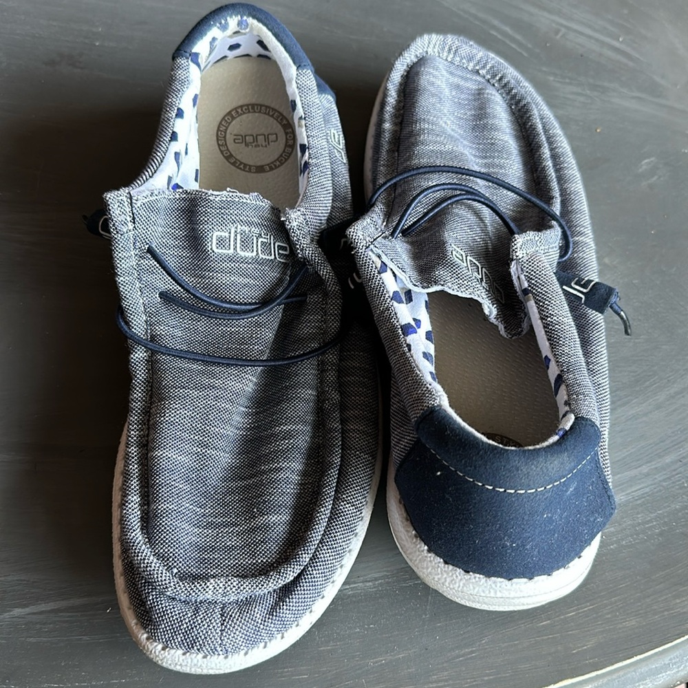 Men’s Hey Dude shoes